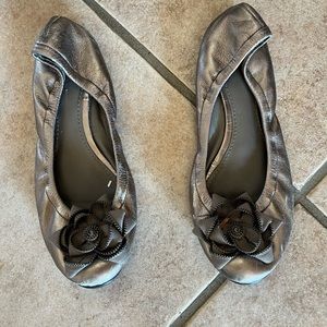 Silver Flats with flowers 2010 linea paolo size 7M